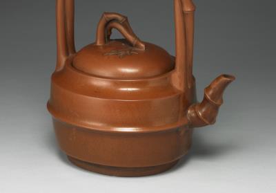 图片[2]-Chen Yinqian Zhi purple-granule teapot with a bamboo-shaped handle, Qing dynasty, Qianlong reign (1736-1795)-China Archive